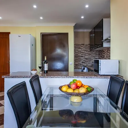 B47 - Walkway View *