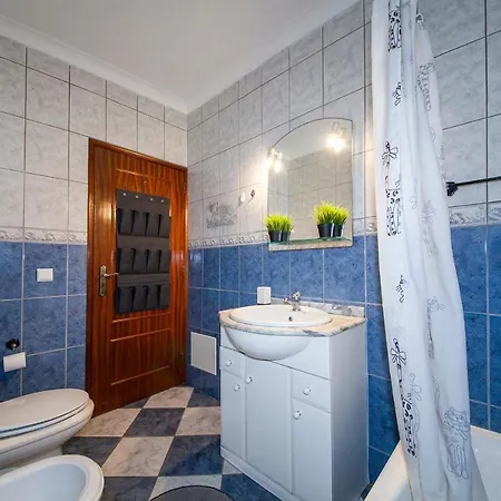 Apartment B47 - Walkway View *